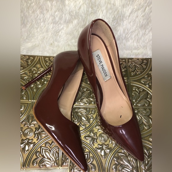 Steve Madden Chocolate Patent Heels - Picture 16 of 16